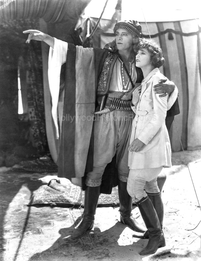 The Sheik 1921 1 Rudolph Valentino and Agnes Ayers.jpg